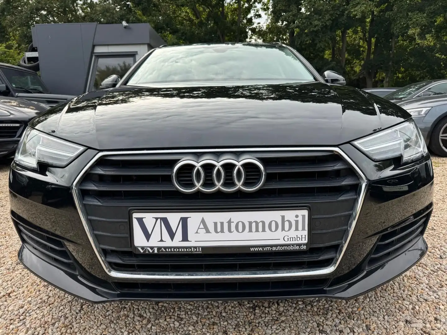 Audi A4 2.0 TDI Automatik*Tempomat*Navigation*SitzHz. Schwarz - 2