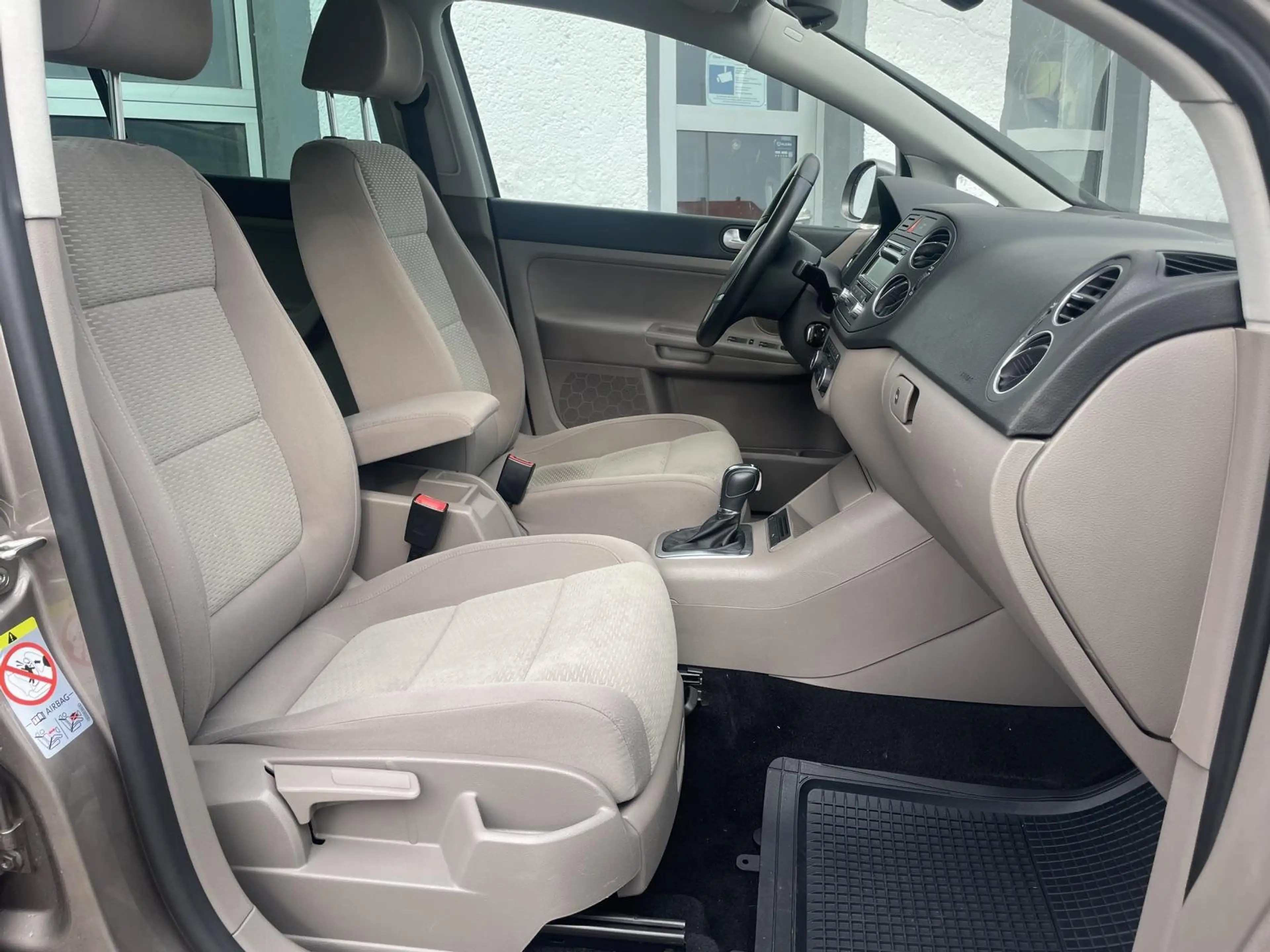 Volkswagen Golf Plus Comfortline DSG Automatik PDC Klima TÜV NEU — photo 12