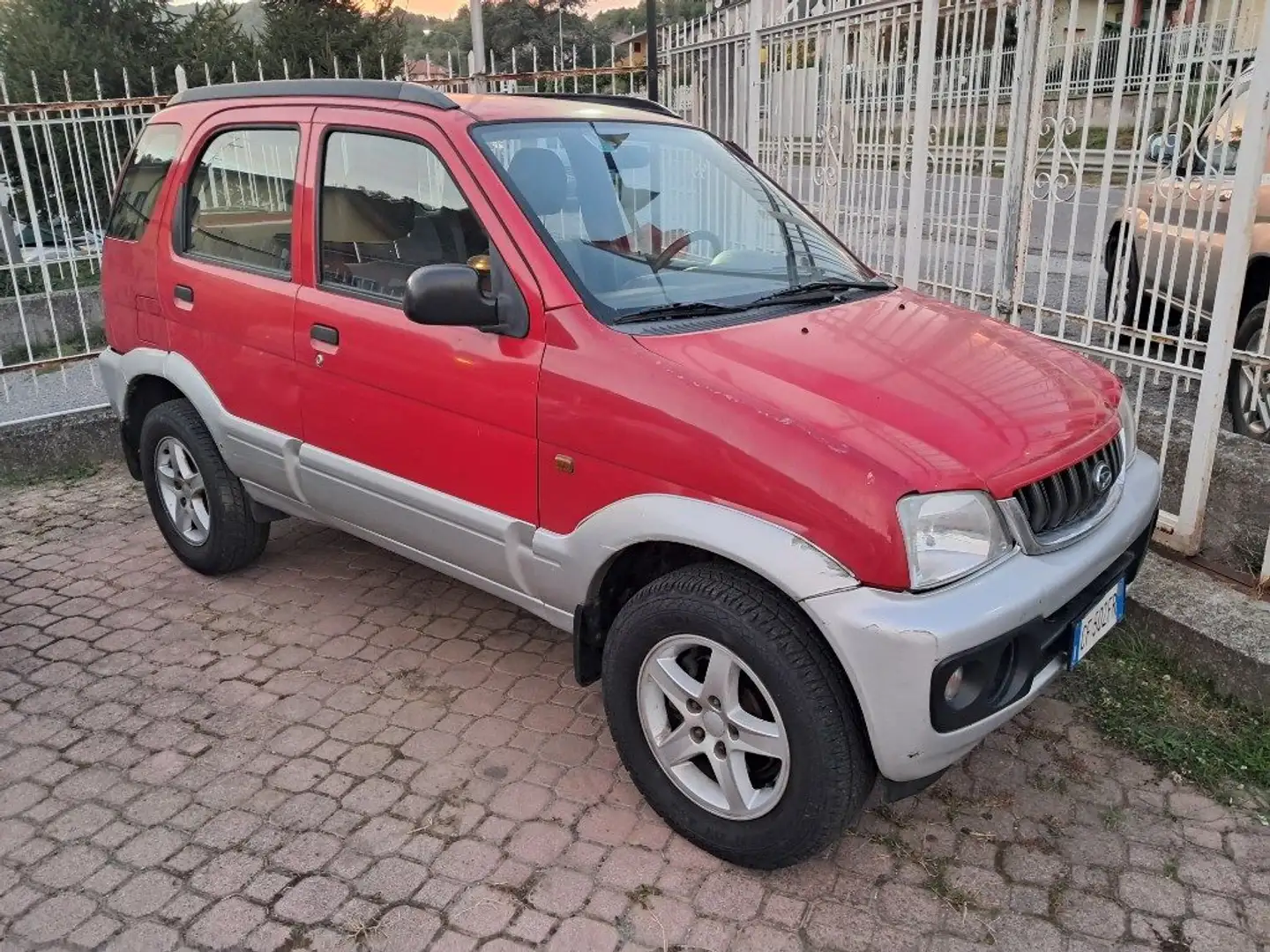 Daihatsu Terios 1.3 SX 4x4 Rosso - 1