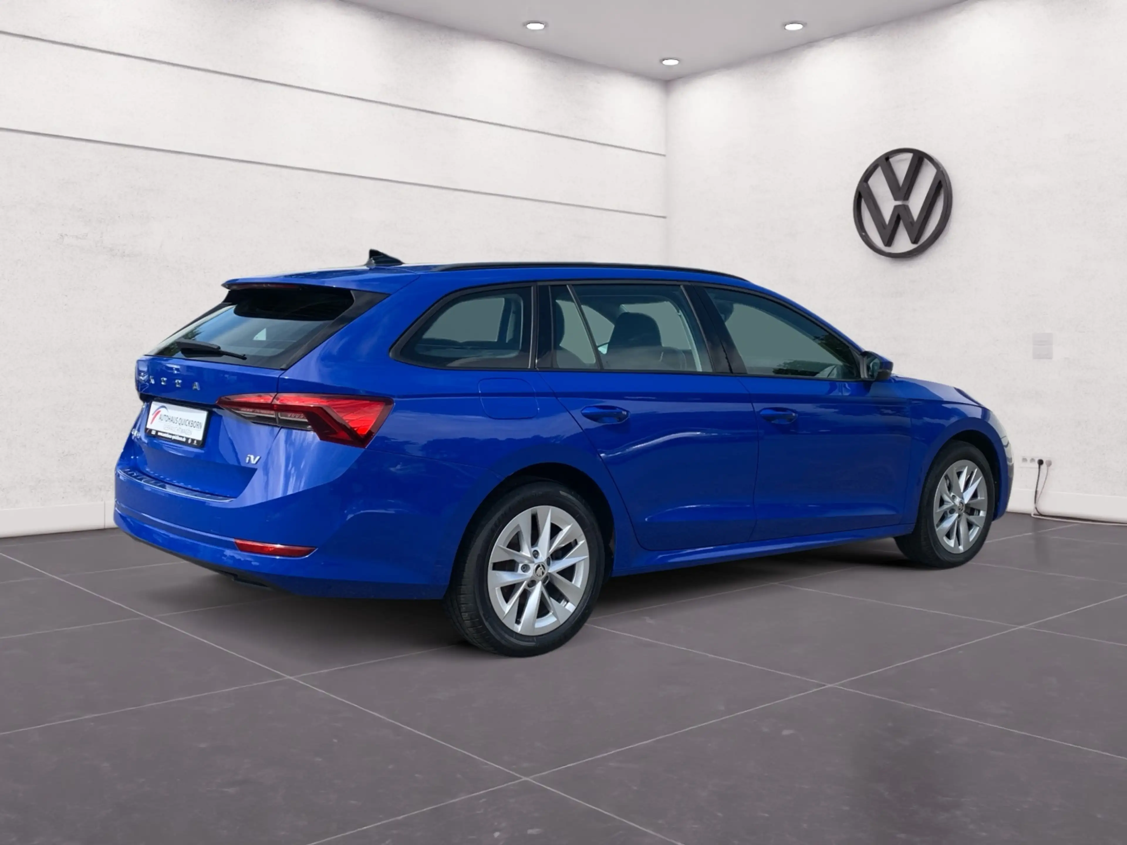Skoda Octavia Combi Ambition 1.4 TSI iV NAVI APP ACC KESSY SHZ — photo 7
