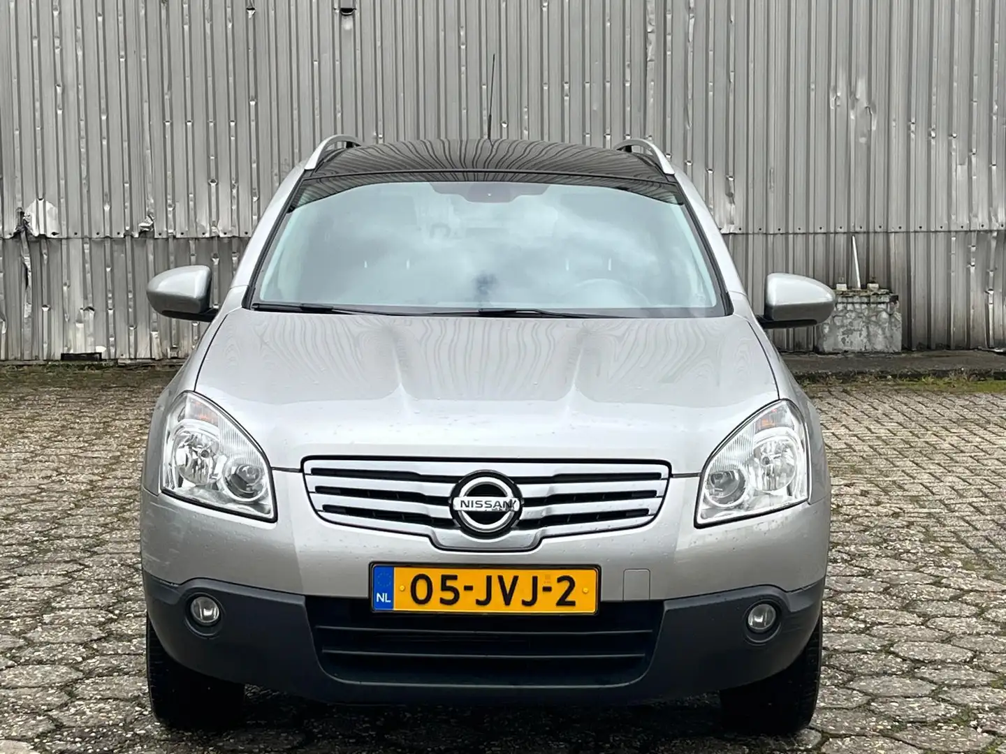 Nissan Qashqai+2 2.0 Optima 4WD Grau - 2