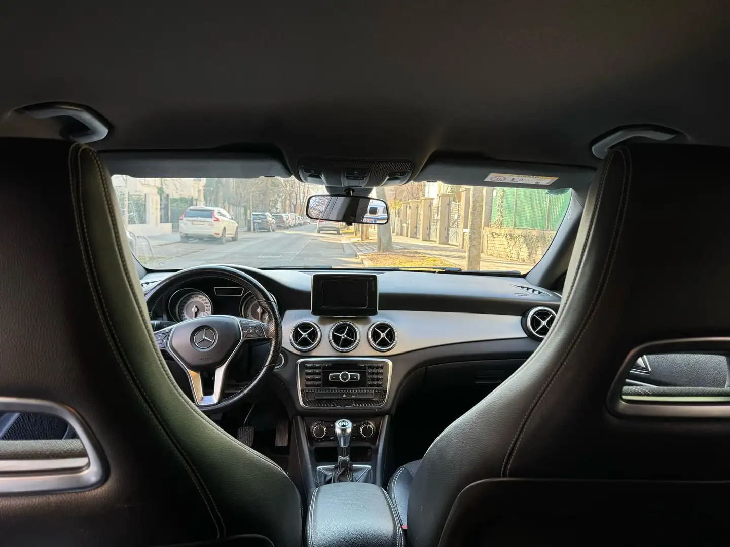 Mercedes-Benz CLA 200 - 2