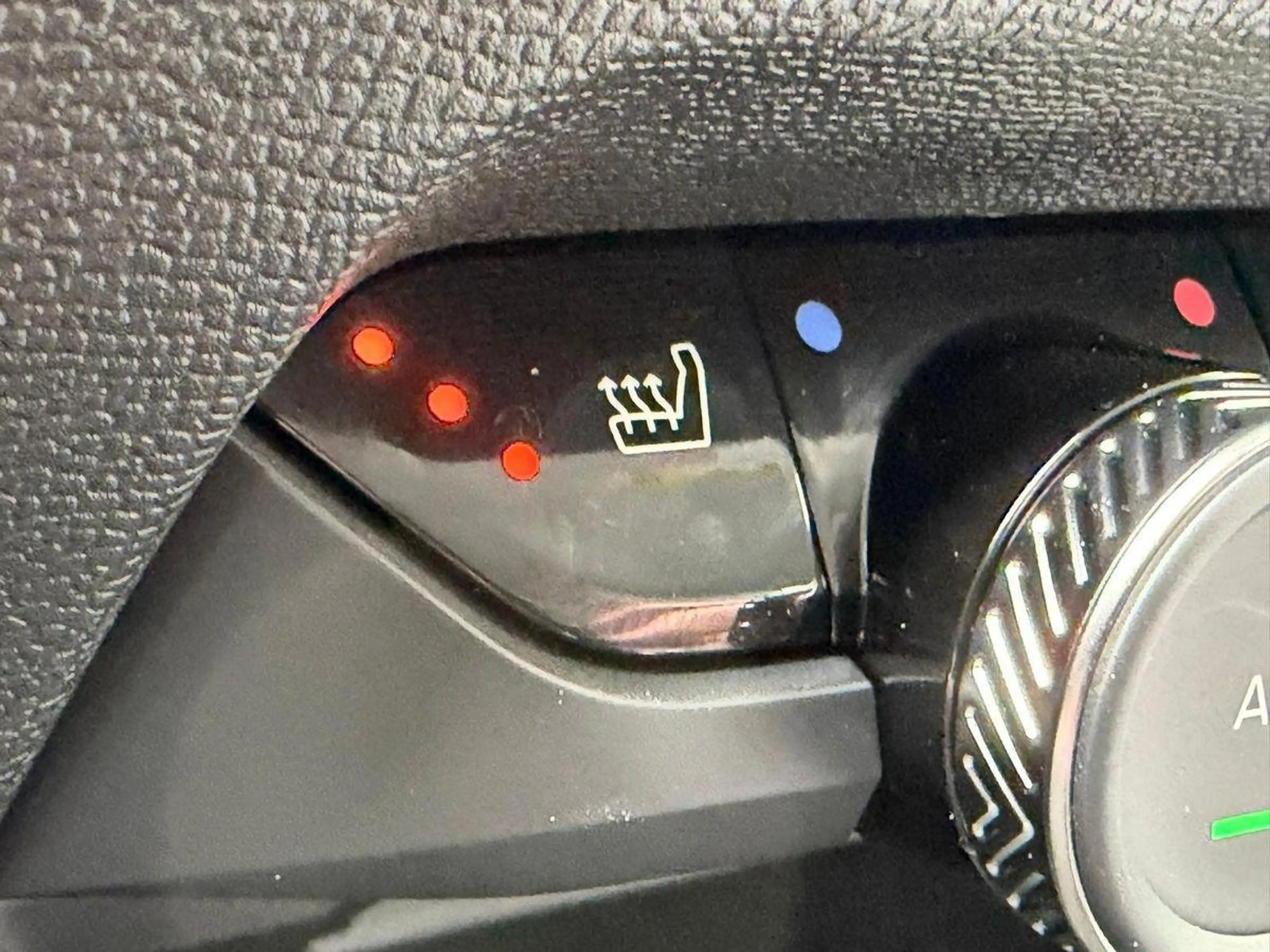 Citroen C4 X Max Hybrid - LED/ACC/ALLW./ALCANT./NAVI/KAMERA — photo 14