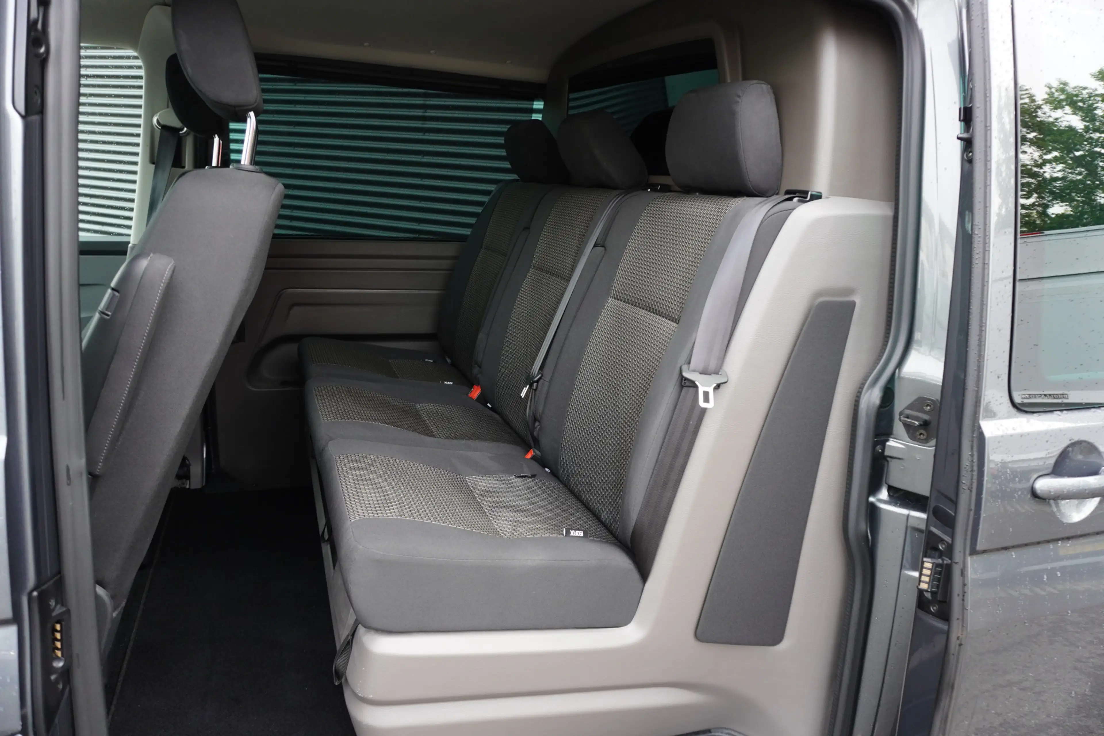 Volkswagen T6.1 Transporter Bulli 150pk Automaat Dubbele cabine 2x schuifdeur — photo 8