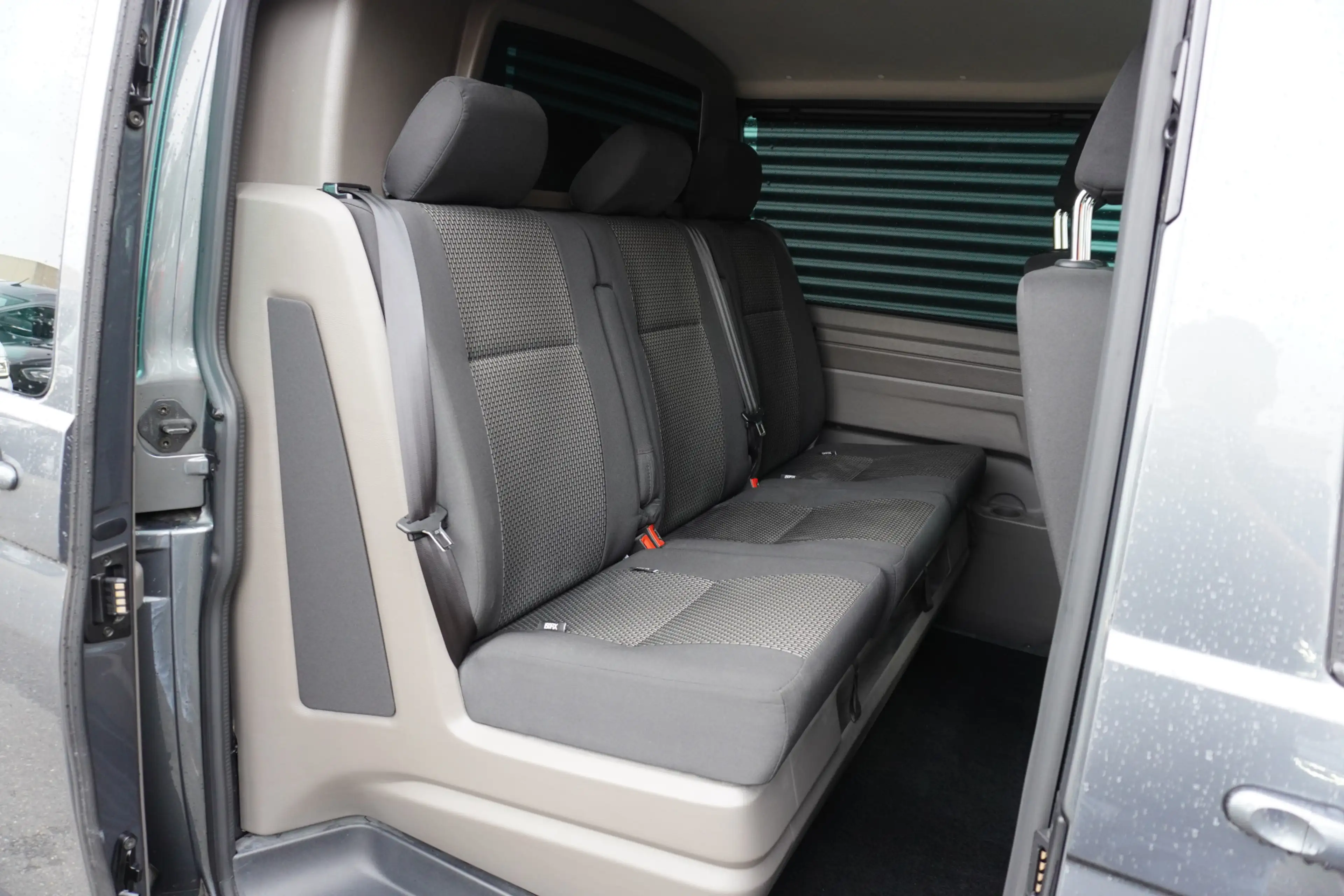 Volkswagen T6.1 Transporter Bulli 150pk Automaat Dubbele cabine 2x schuifdeur — photo 5