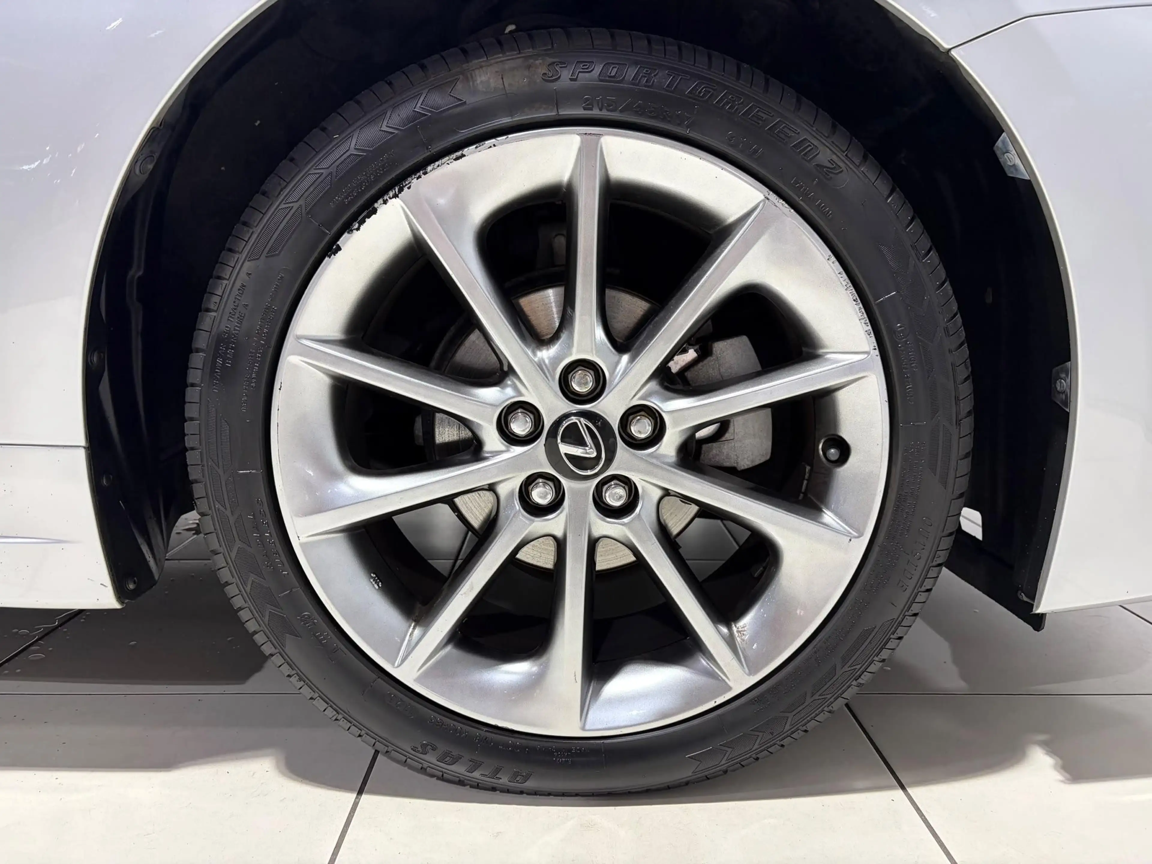 Lexus CT 200h Business Style Lederen bekleding, Navigatie, 17'' — photo 15