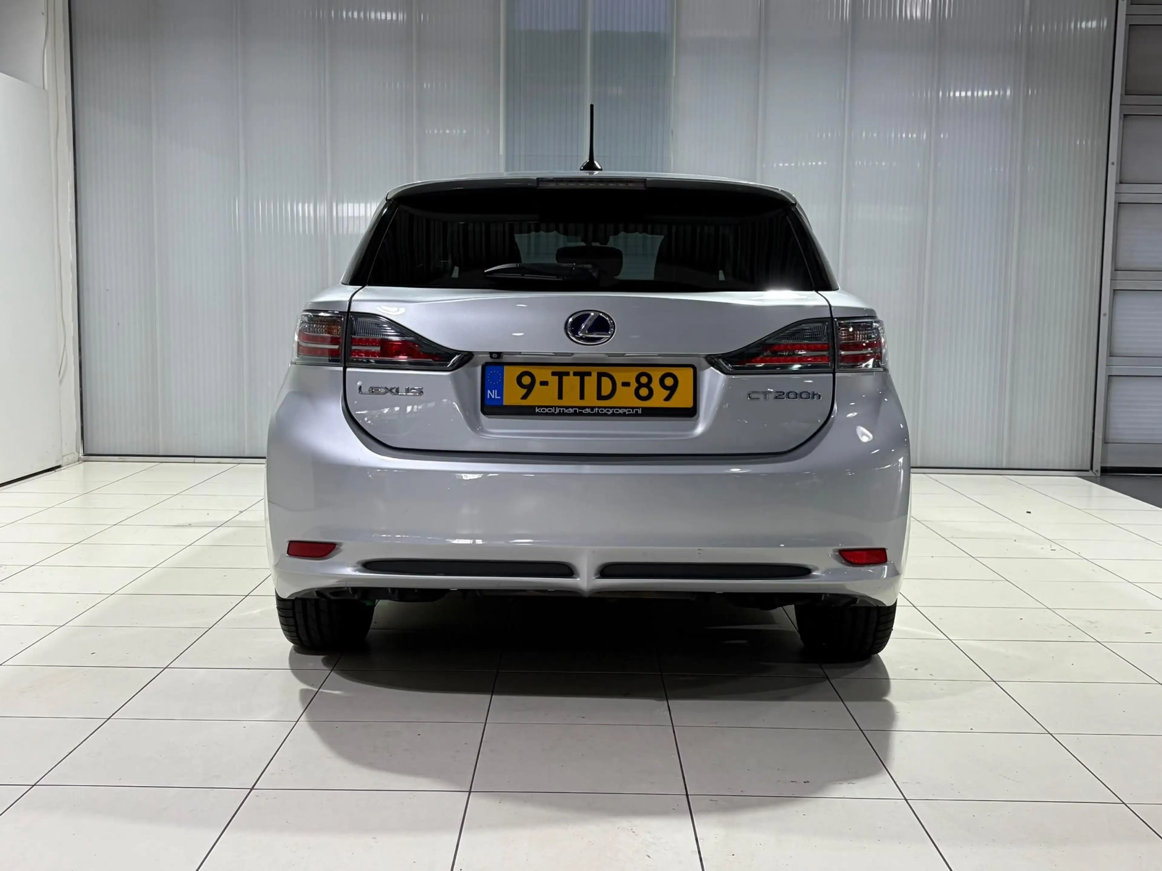 Lexus CT 200h Business Style Lederen bekleding, Navigatie, 17'' — photo 12
