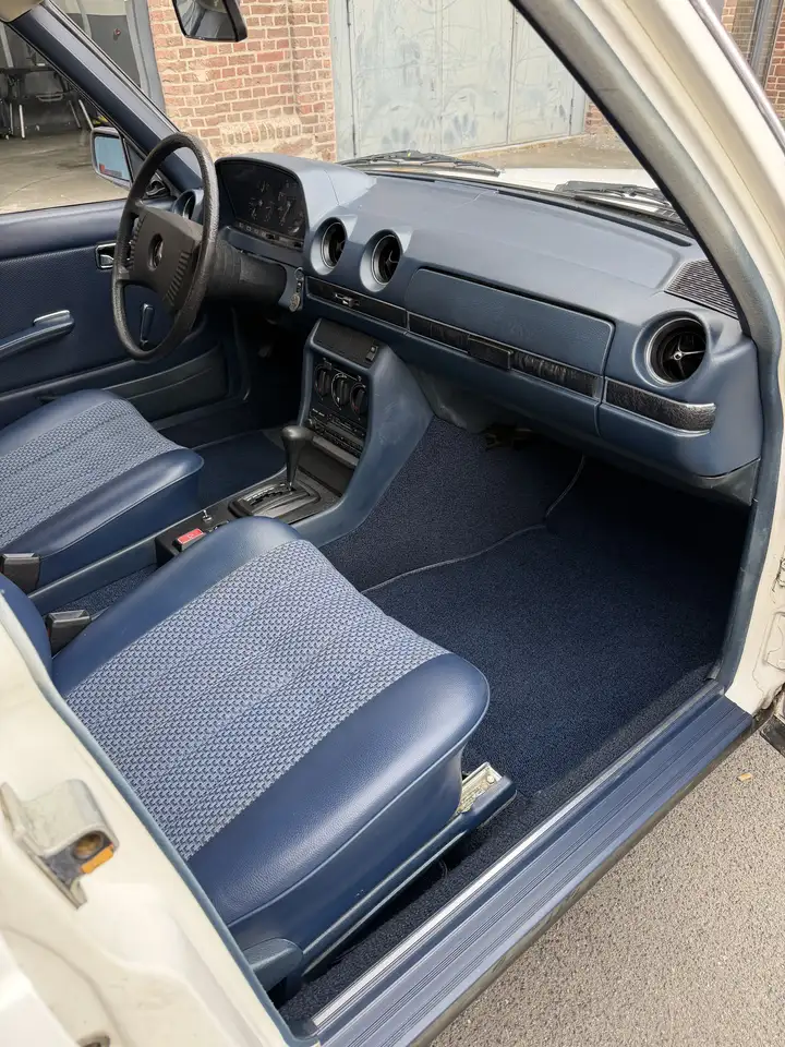 Mercedes-Benz 300 W123 300 D Mit Neuem tüv H-Zulassung Wertgutachten, foto 7