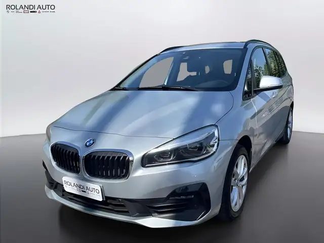 BMW 218
