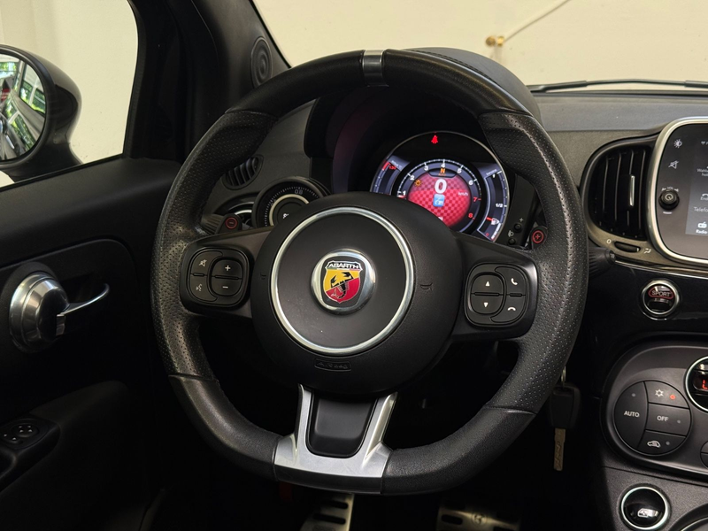 Abarth 500 Abarth 595 AUTOMATIK/PANO/LEDER/INSPK NEU — photo 11
