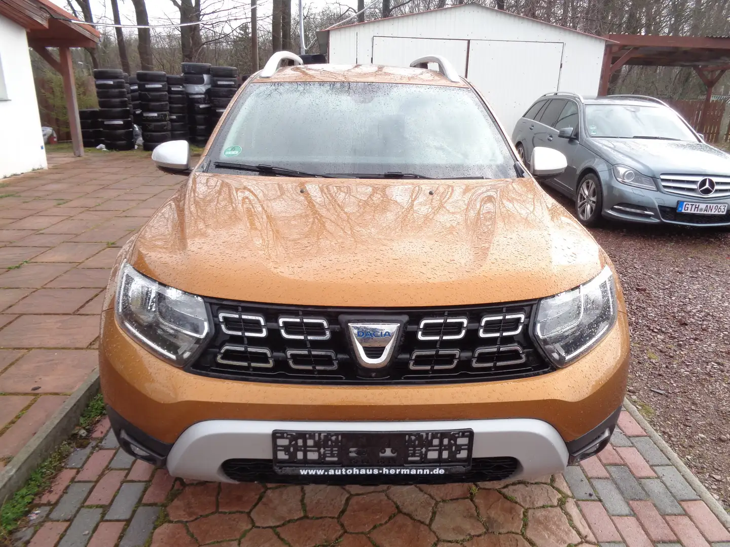 Dacia Duster Prestige -absolute Vollausstattung-sehr gepflegt Orange - 2