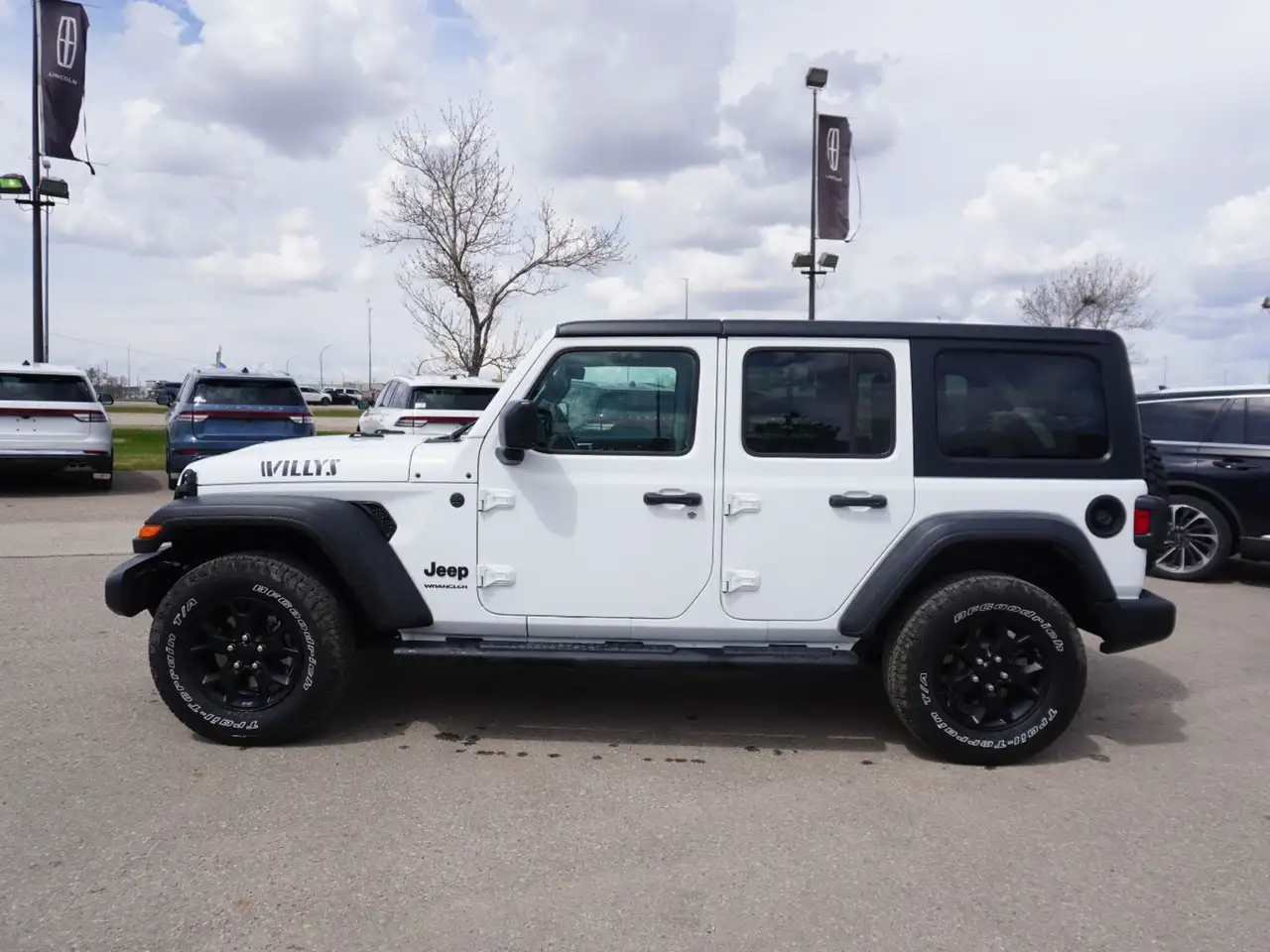 Jeep Wrangler снимка Jeep Wrangler