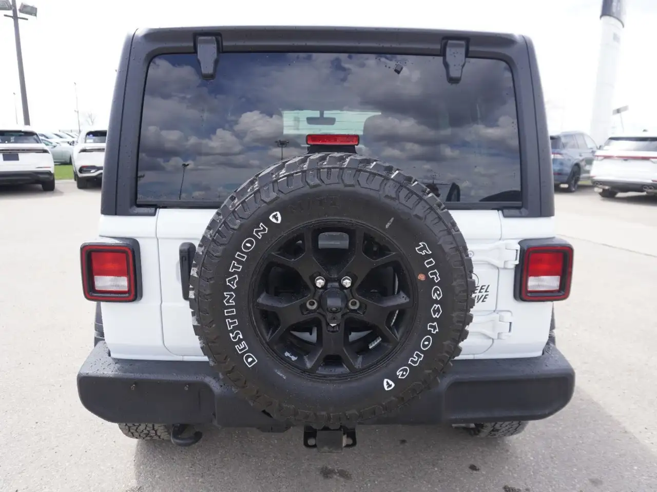 Jeep Wrangler снимка Jeep Wrangler