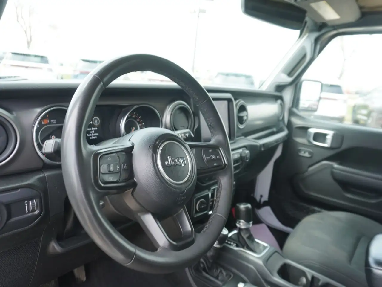 Jeep Wrangler снимка Jeep Wrangler