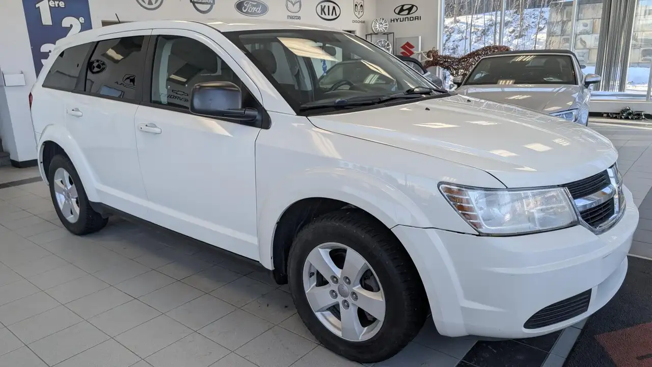 Dodge Journey снимка Dodge Journey