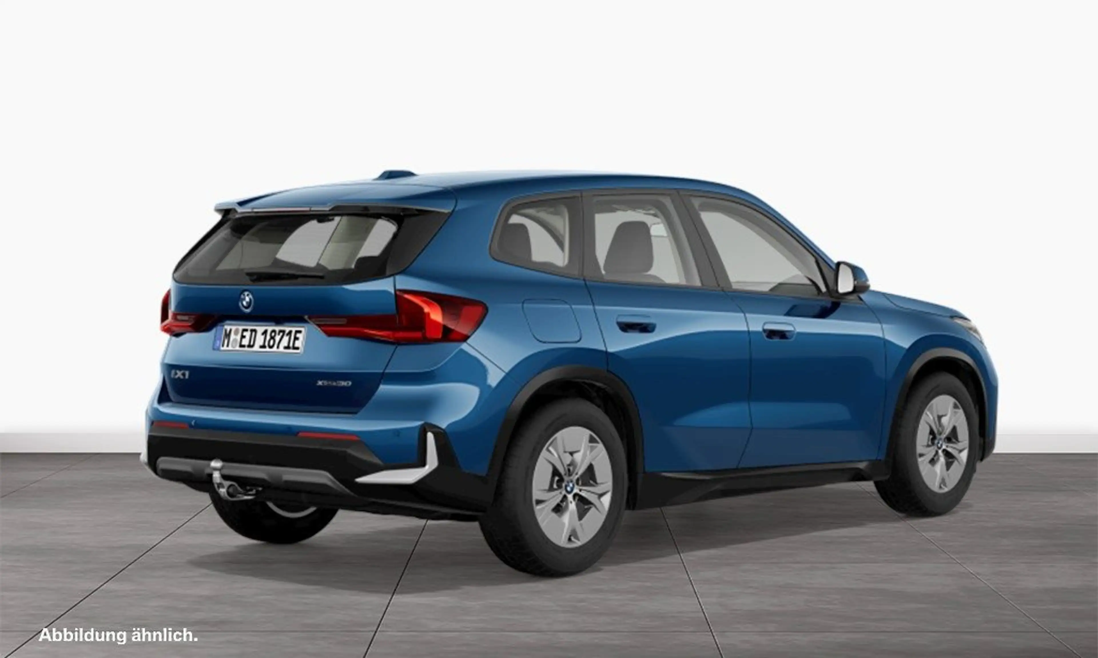 BMW iX1 xDrive30 — photo 2