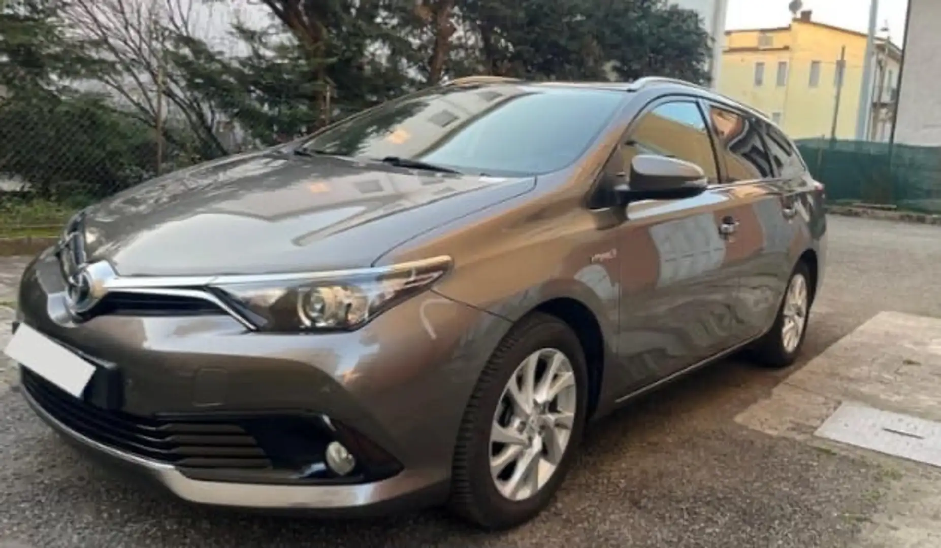 Toyota Auris Auris Touring  Sports 1.8h Lounge cvt my18 Marrone - 2