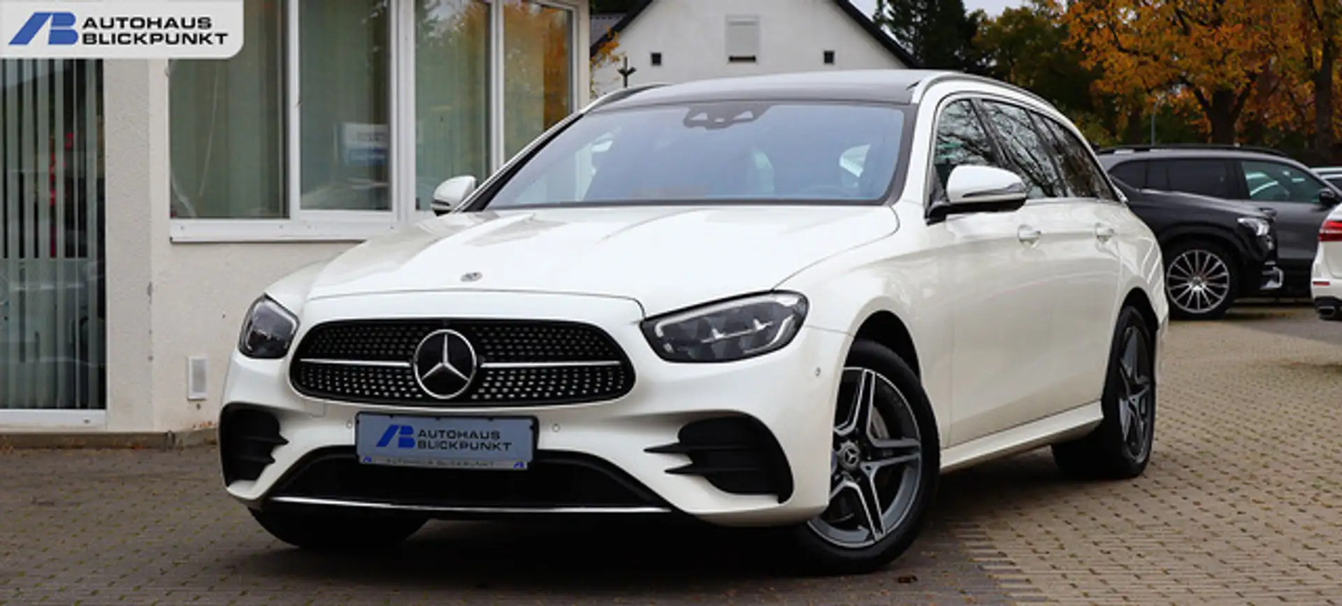 Mercedes-Benz E 300 de T 4M 3x AMG DISTR+PANO+KAM360+BURMESTER Blanc - 1