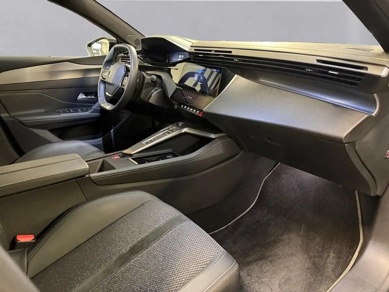 Peugeot 408 1.6 hybrid phev GT 225cv e-eat8 14