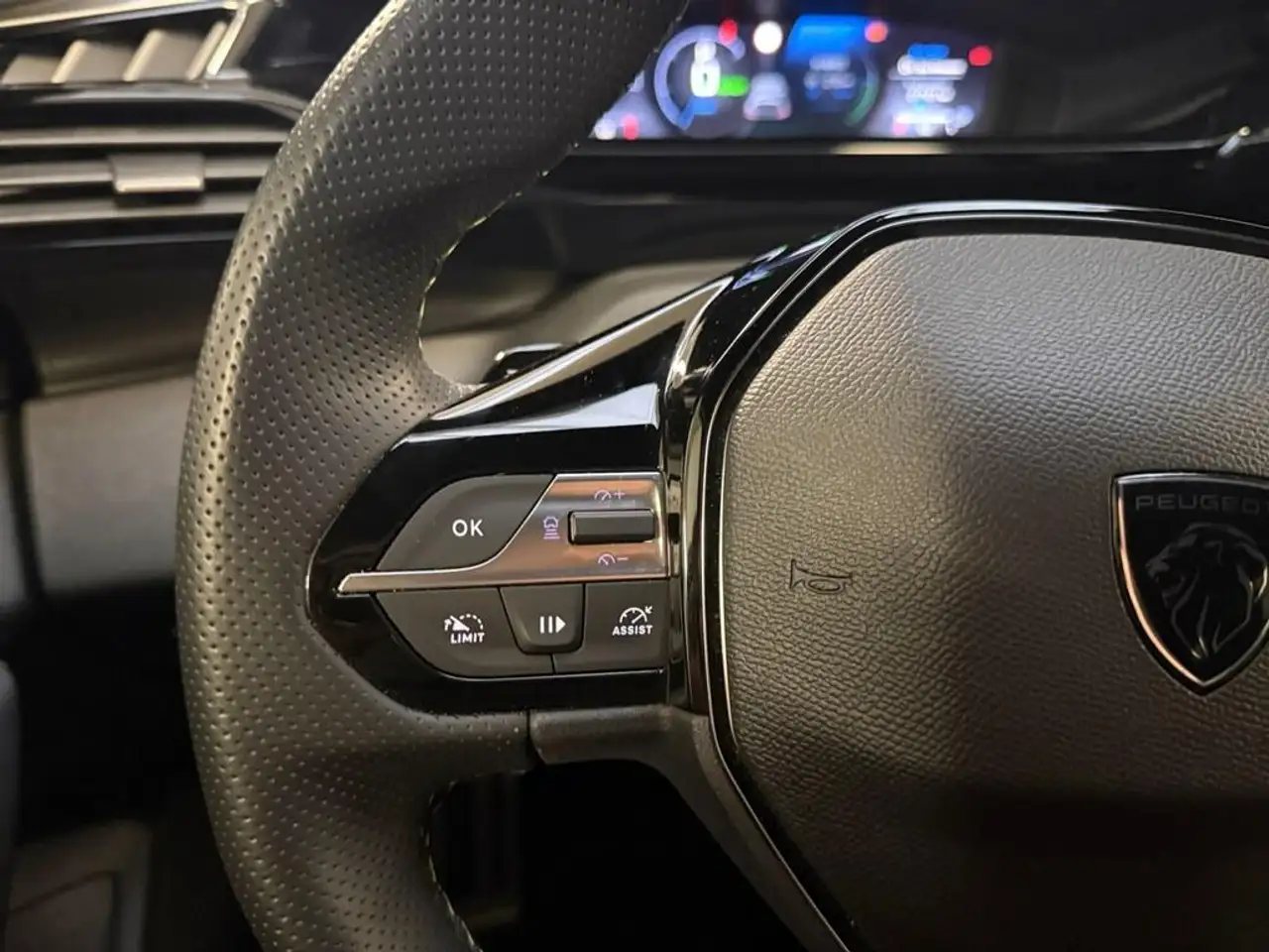 Peugeot 408 1.6 hybrid phev GT 225cv e-eat8 17