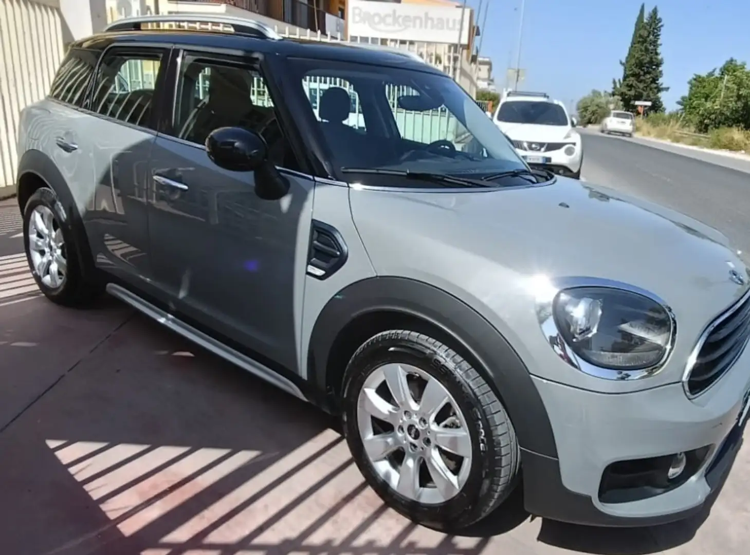 MINI Countryman D - 1