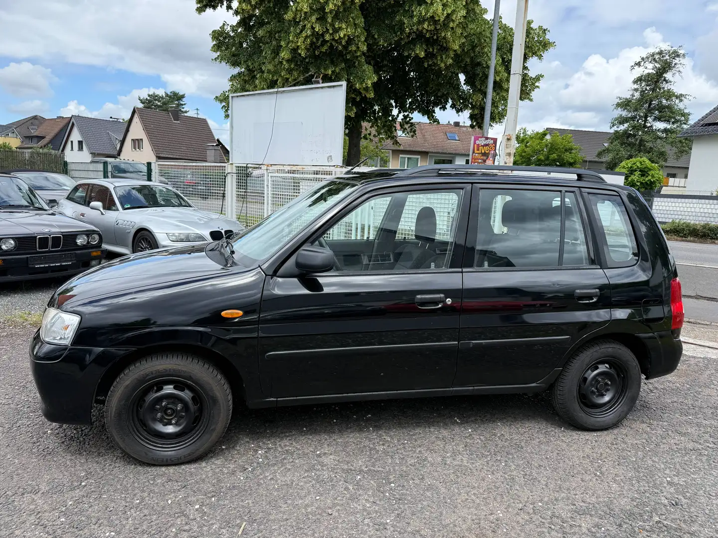 Mazda Demio 1.4 Klima TÜV bis 04.28 Schwarz - 2