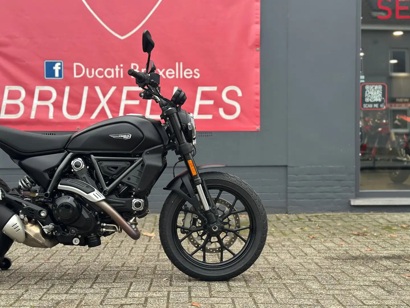 Ducati Scrambler 800 Dark 2G | "TVA Déductible" Noir - 1