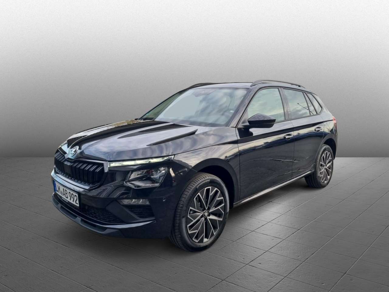 Skoda Kamiq — Skoda Kamiq Balance 1,5 TSI DSG ACC AHK NAVI Park Assi
