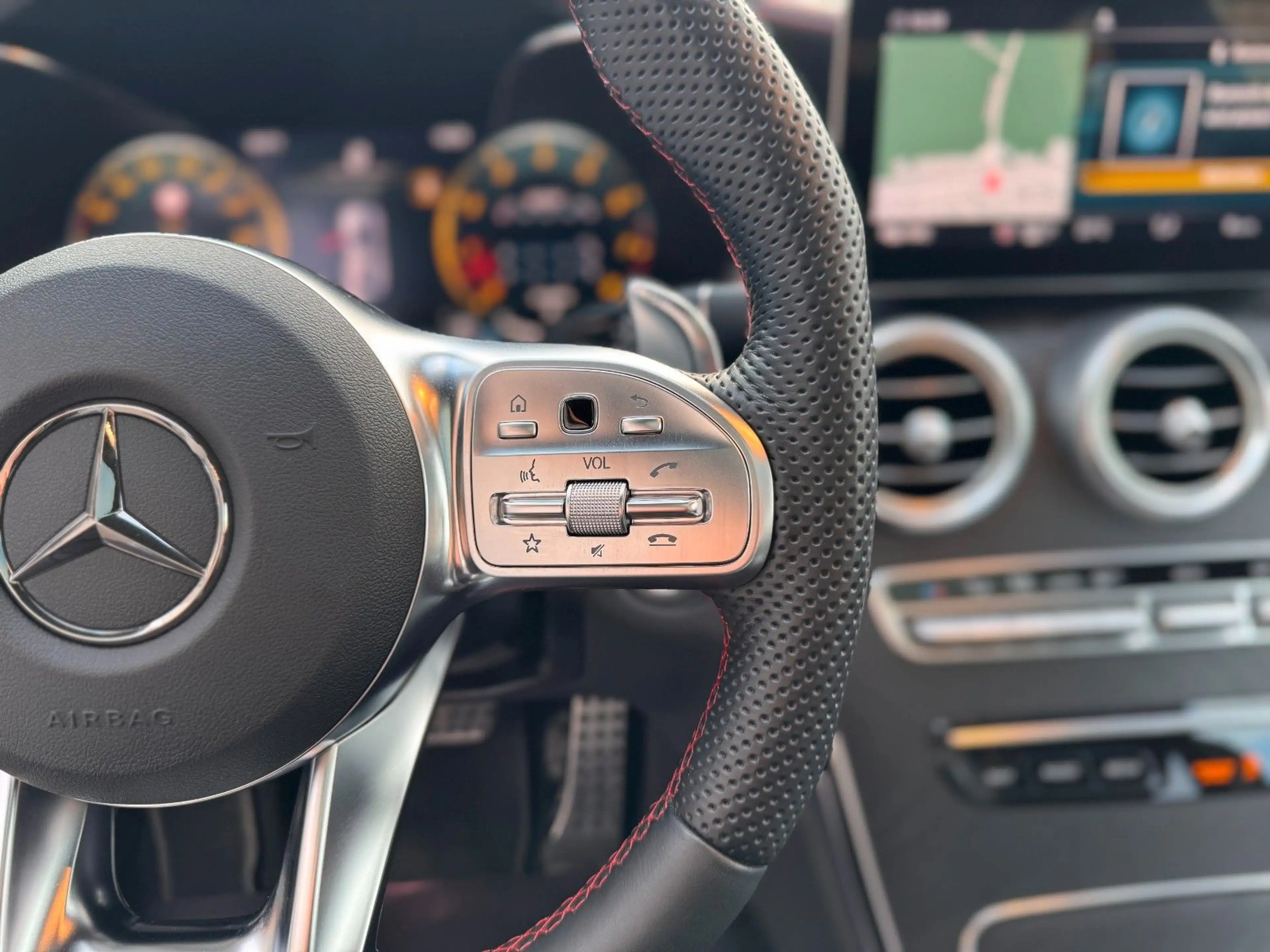 Mercedes-Benz C 43 AMG 4M /PERF.AGA/PANO/DISTR/360°/M.BEAM/ — photo 15