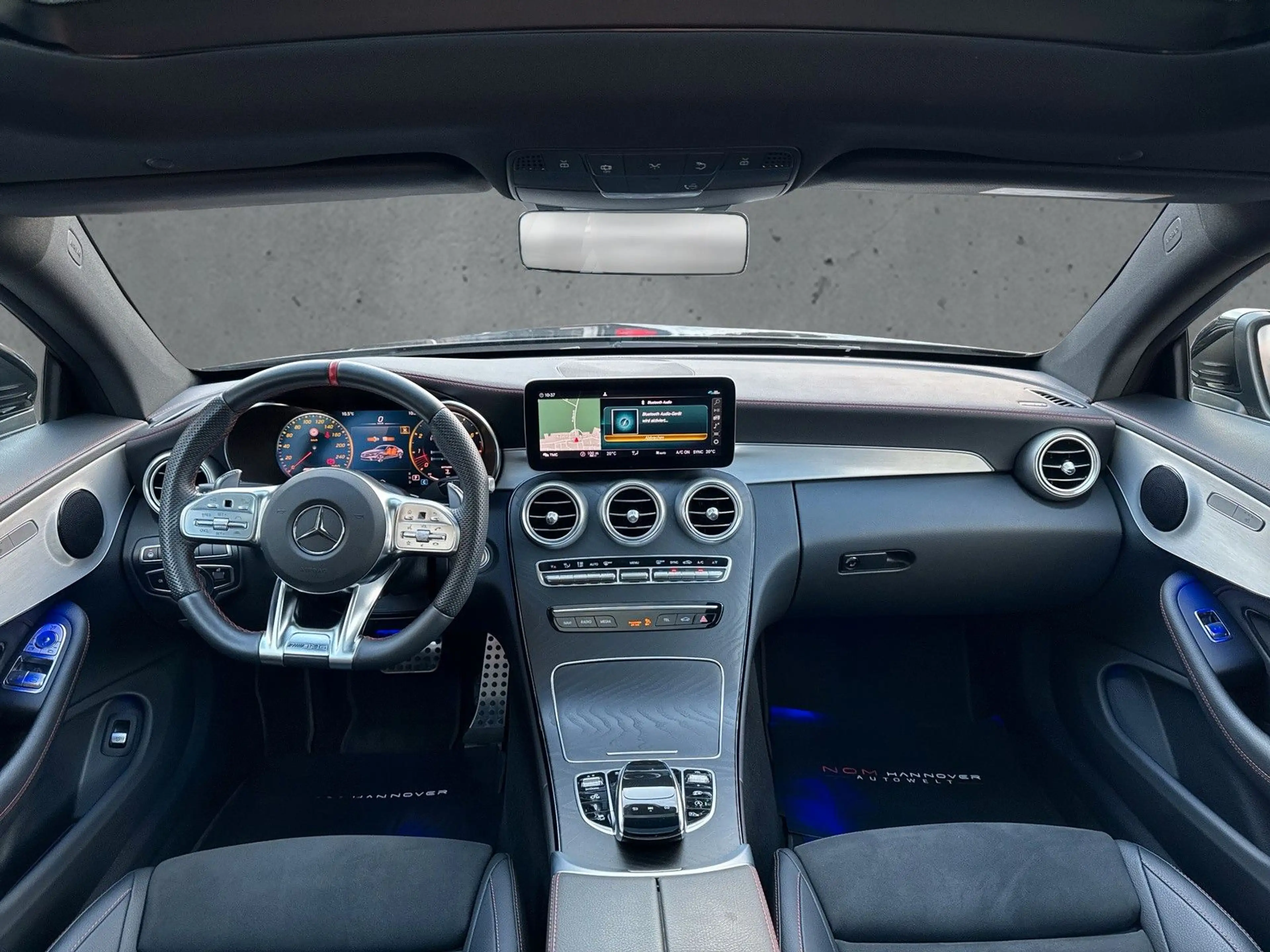 Mercedes-Benz C 43 AMG 4M /PERF.AGA/PANO/DISTR/360°/M.BEAM/ — photo 11