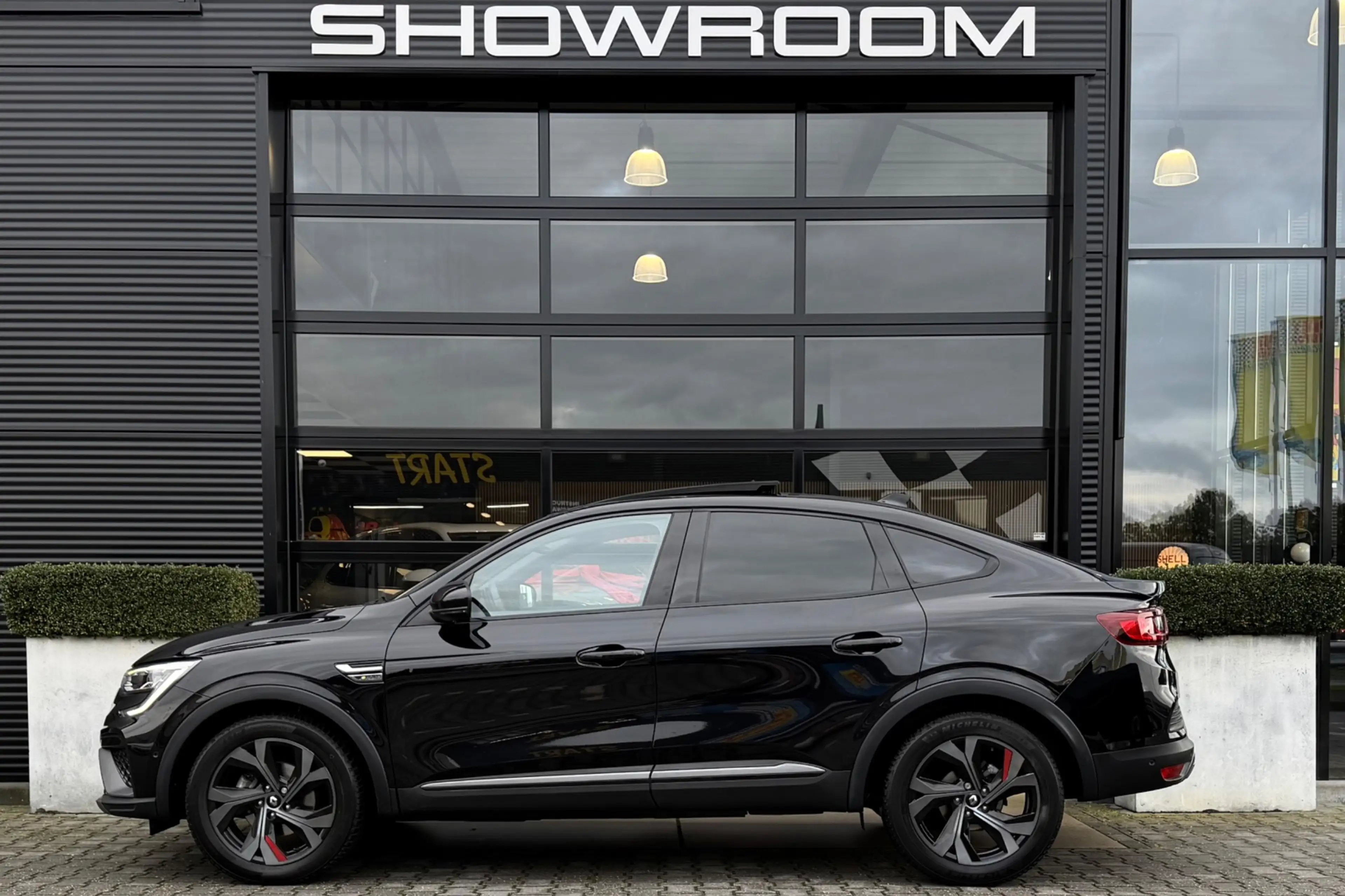 Renault Arkana 1.6 E-Tech Hybrid 145 R.S. Line, Pano, LED, Volled — photo 3