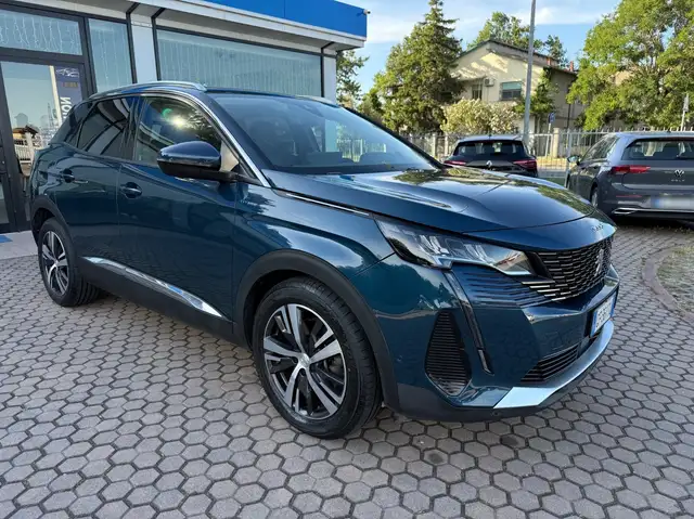 Peugeot 3008 3008 Hybrid 225 e-EAT8 Allure