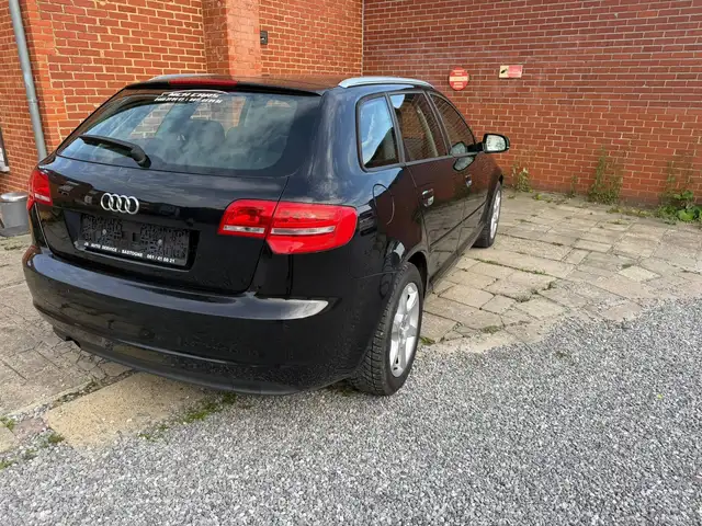 Audi A3 view 4
