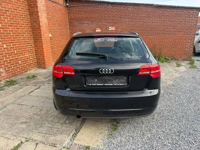 Audi A3 view 5