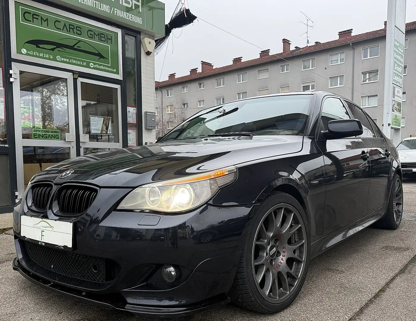BMW 530 d Schwarz - 1
