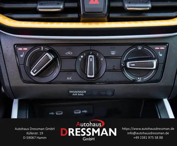 Seat Arona view 12