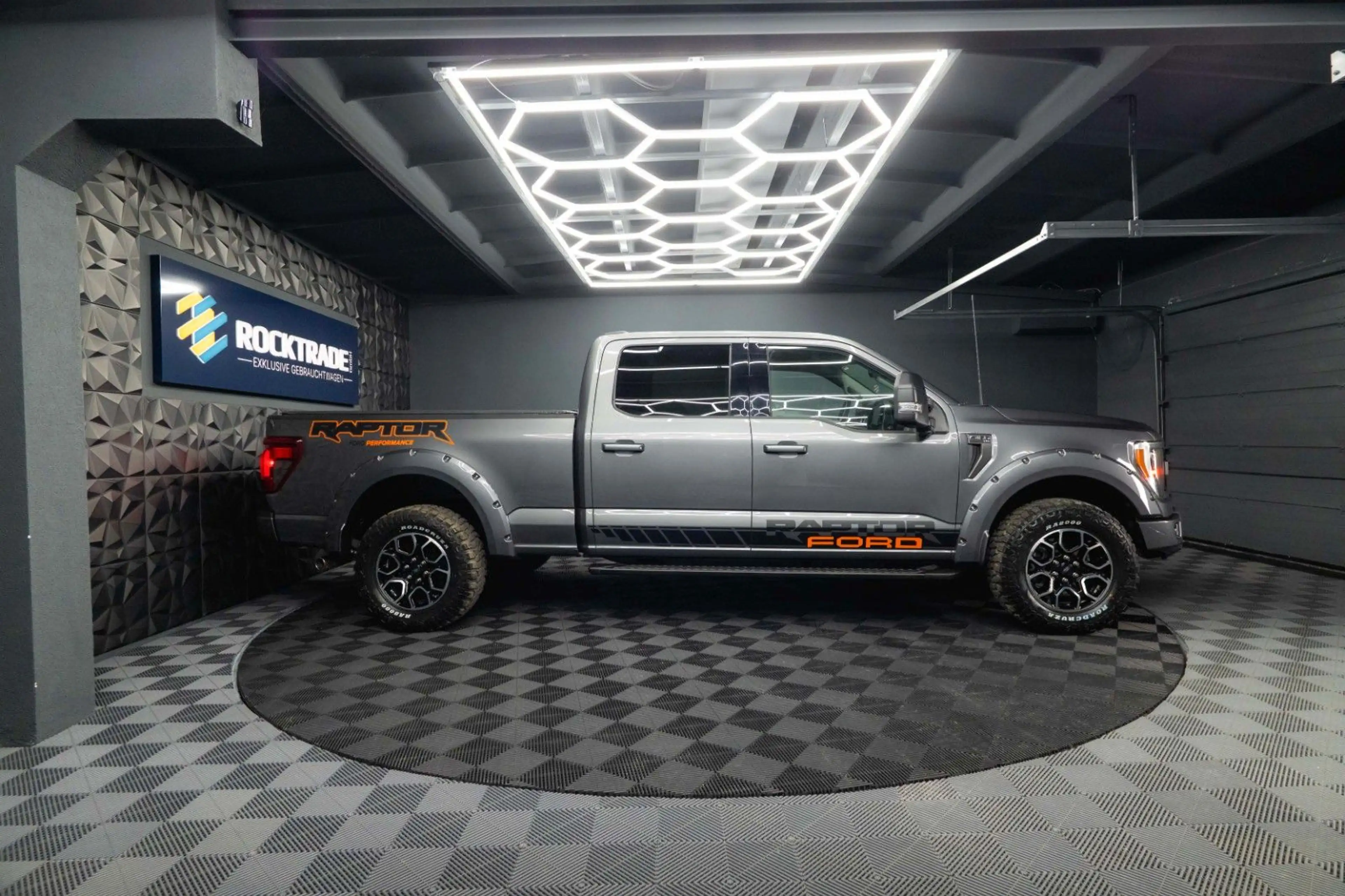 Ford F 150 F150 5.0L V8 4x4 SuperCrew Longbed RAPTOR 19% — photo 14