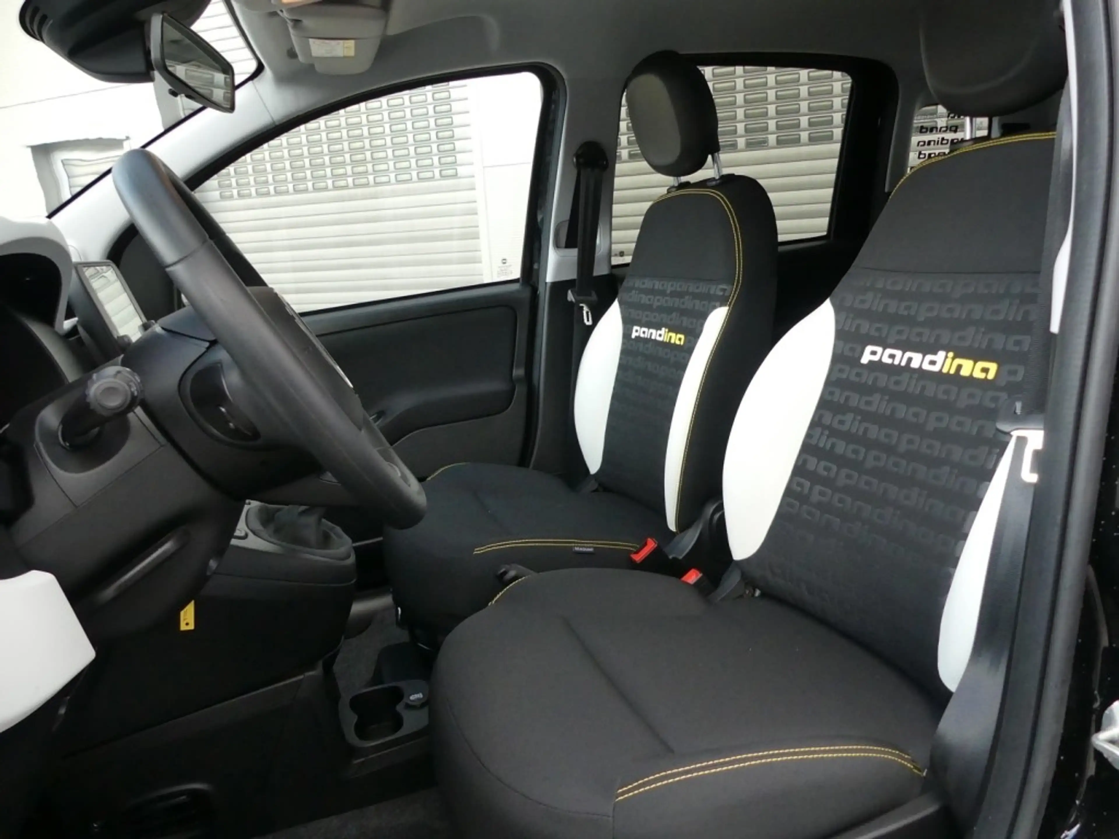 Fiat New Panda PANDA CROSS HYBRID 1.0 GSE 65PS CARPLAY 5-SITZER — photo 10