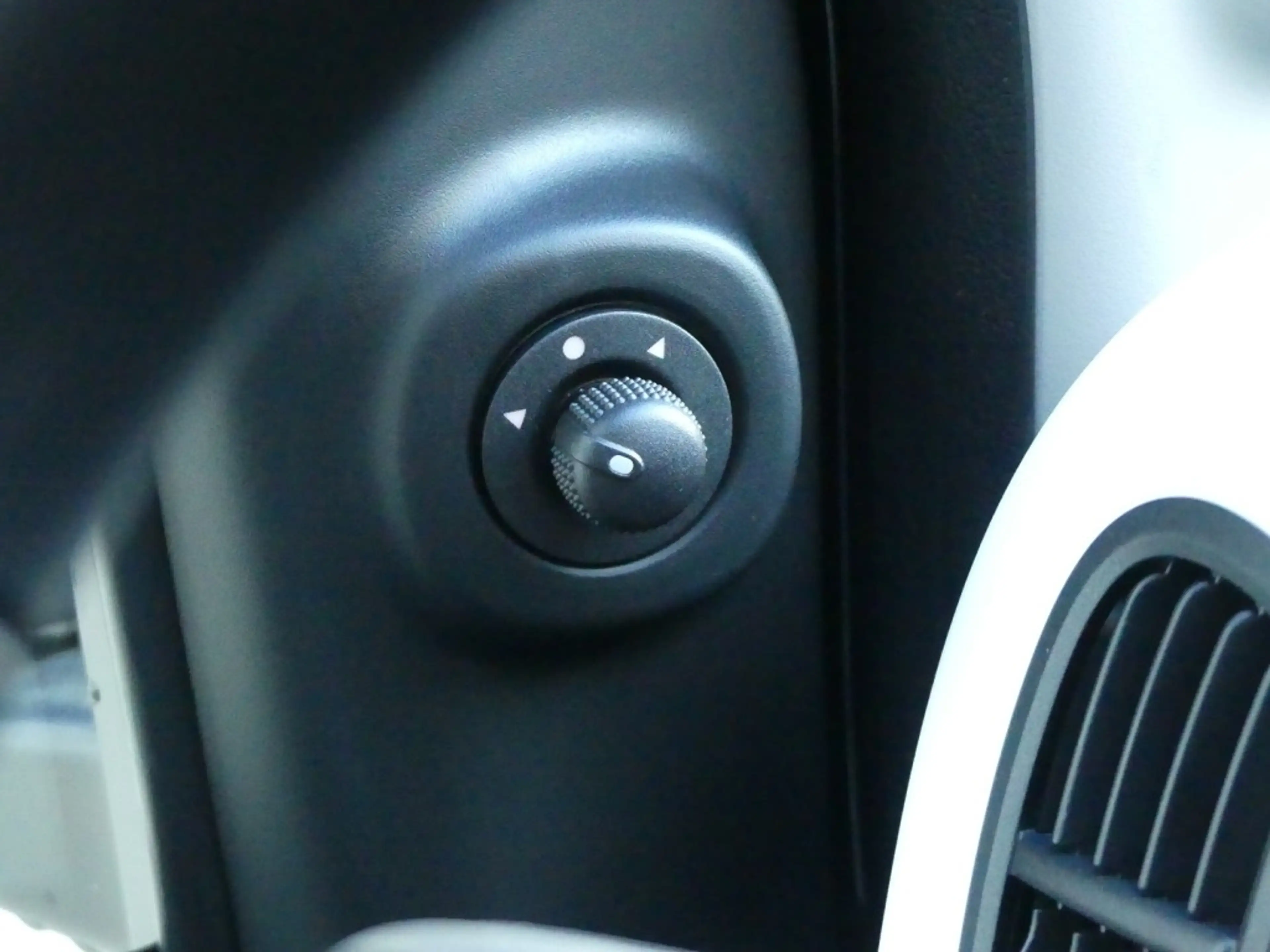 Fiat New Panda PANDA CROSS HYBRID 1.0 GSE 65PS CARPLAY 5-SITZER — photo 15