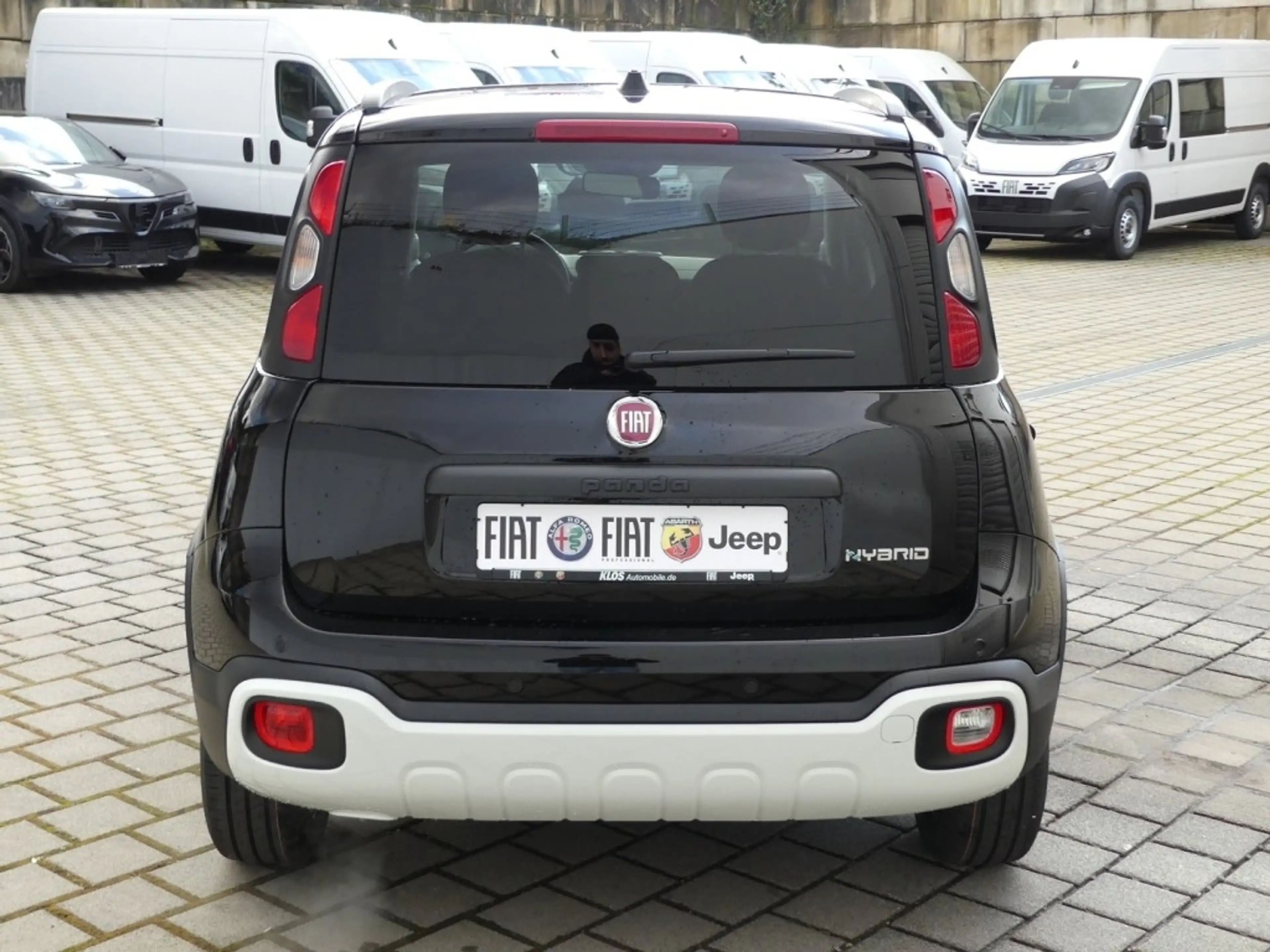 Fiat New Panda PANDA CROSS HYBRID 1.0 GSE 65PS CARPLAY 5-SITZER — photo 4