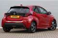 Toyota Yaris 1.5 Hybrid 115 Dynamic Comfort Pack / Face-lift Rood - thumbnail 2