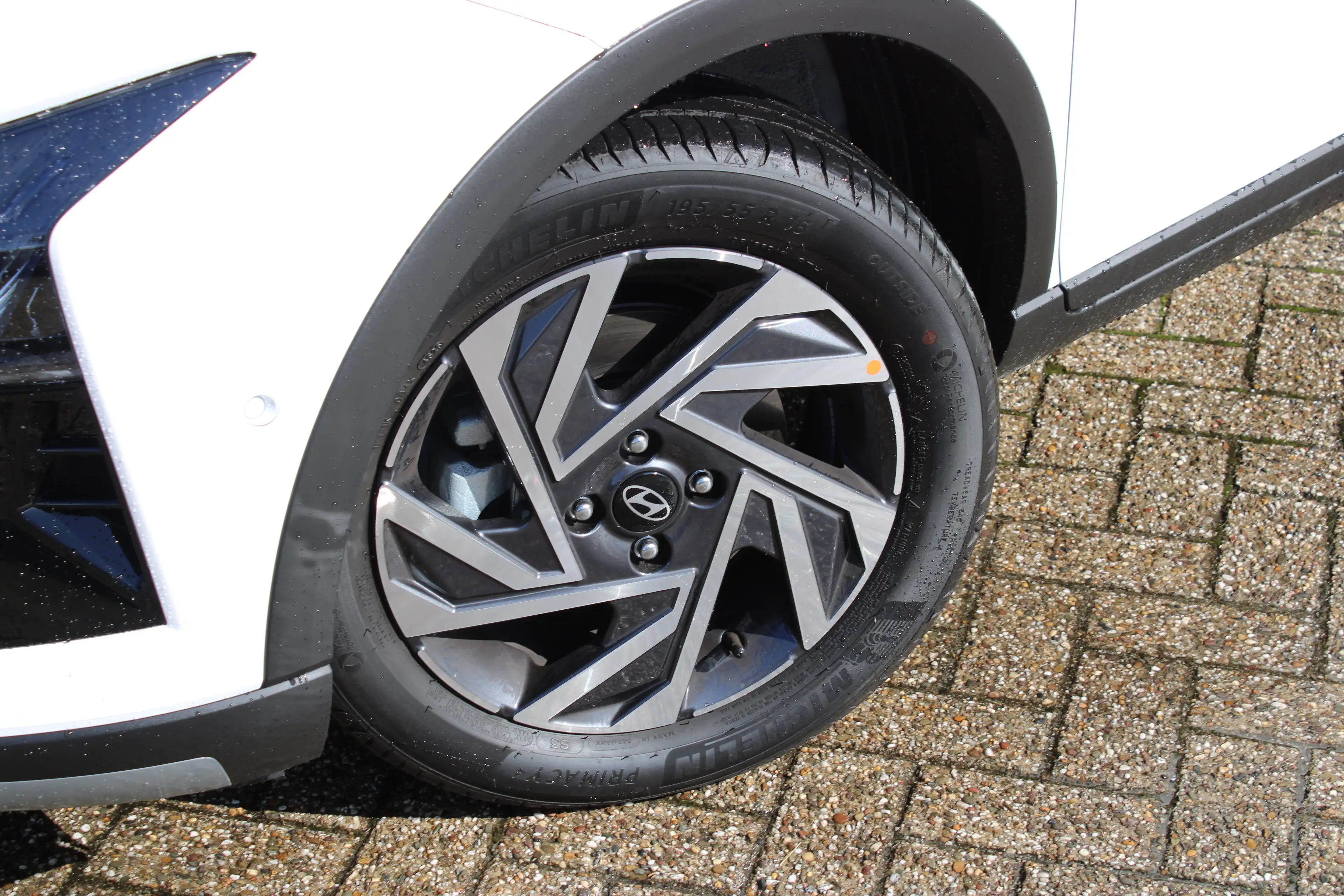 Hyundai BAYON 1.0 T-GDI Premium | Navigatiesysteem full map | Sc — photo 5