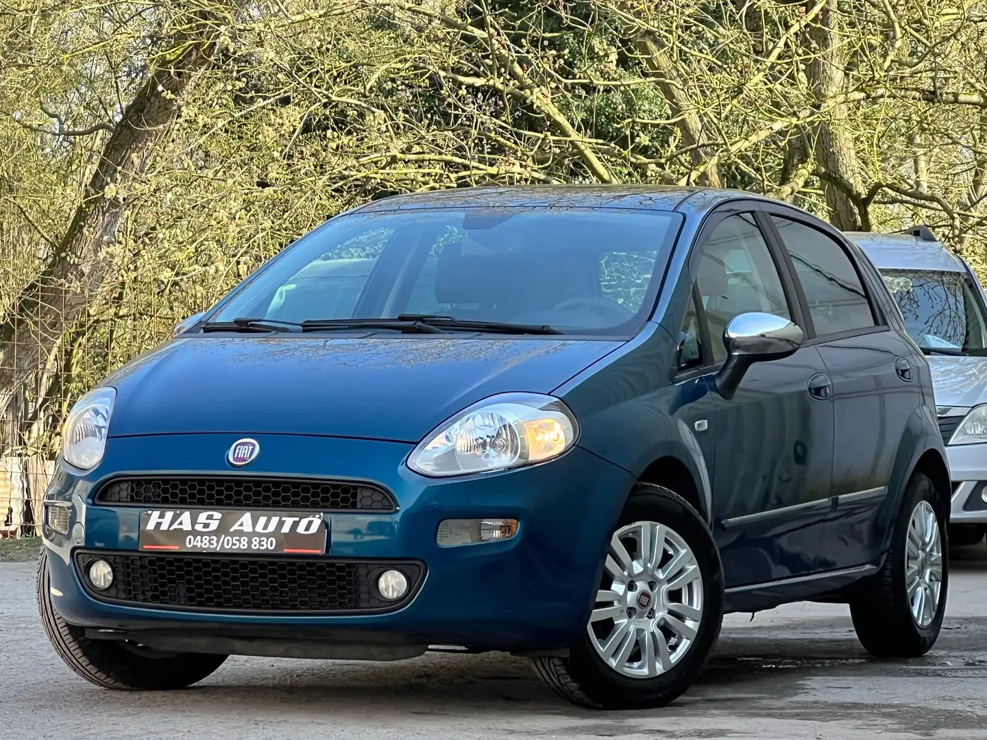 Fiat Punto 1.2i//EURO6B//CARNET//1MAIN//NEUF Bleu - 1