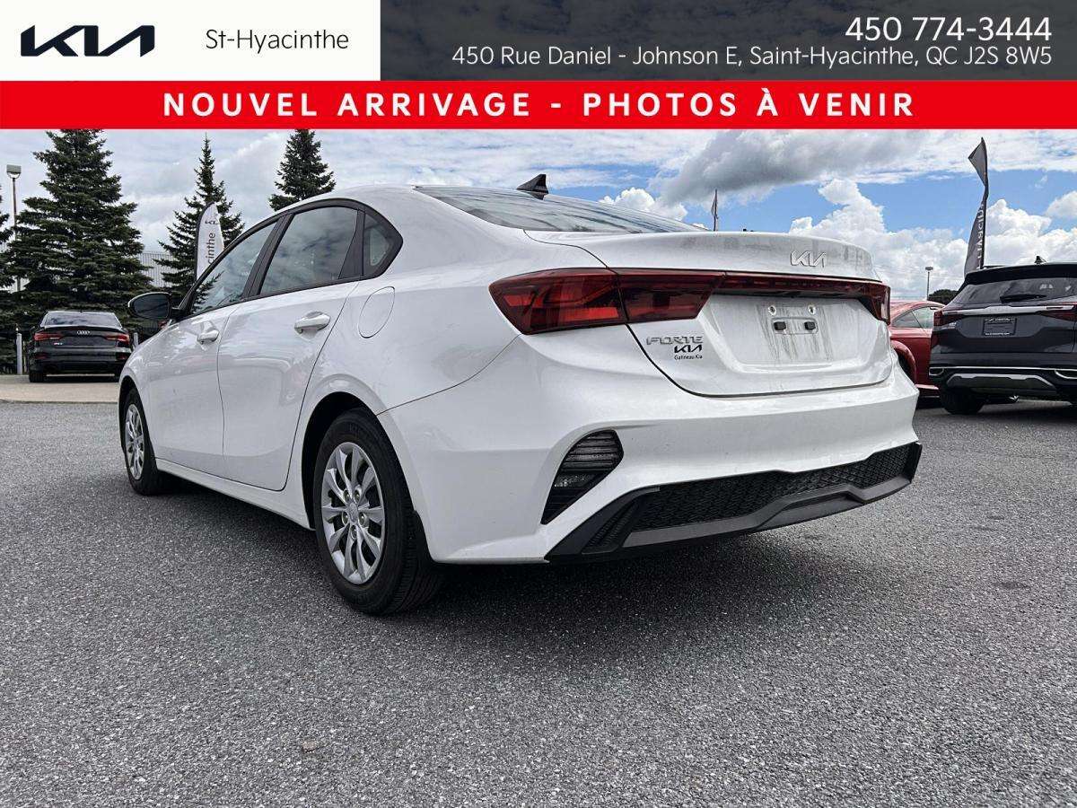 2023 Kia Forte LX IVT // EXCELLENT ÉTAT // BAS KILOMÉTRAGE // GAR — снимка 1