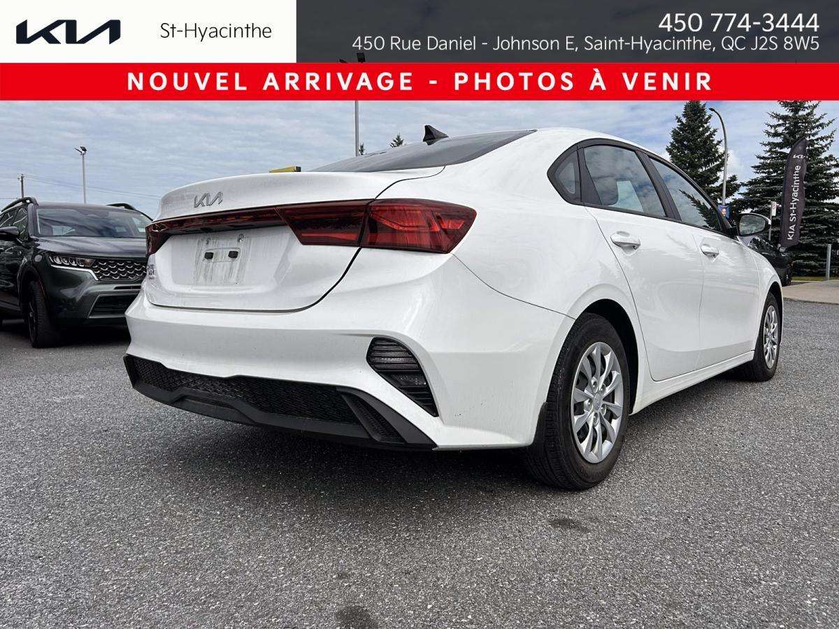 2023 Kia Forte LX IVT // EXCELLENT ÉTAT // BAS KILOMÉTRAGE // GAR — снимка 1