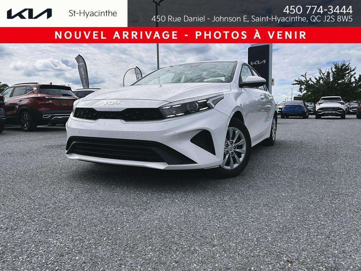 2023 Kia Forte LX IVT // EXCELLENT ÉTAT // BAS KILOMÉTRAGE // GAR