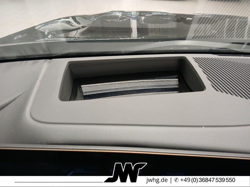BMW 540 d Touring xDr M Sport Pro|DrivProf|IconGlow — photo 9