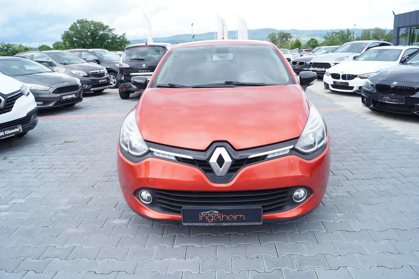 Renault Clio IV Luxe Klimaauto Navi Tempomat PDC SHZ Alu Rot - 2
