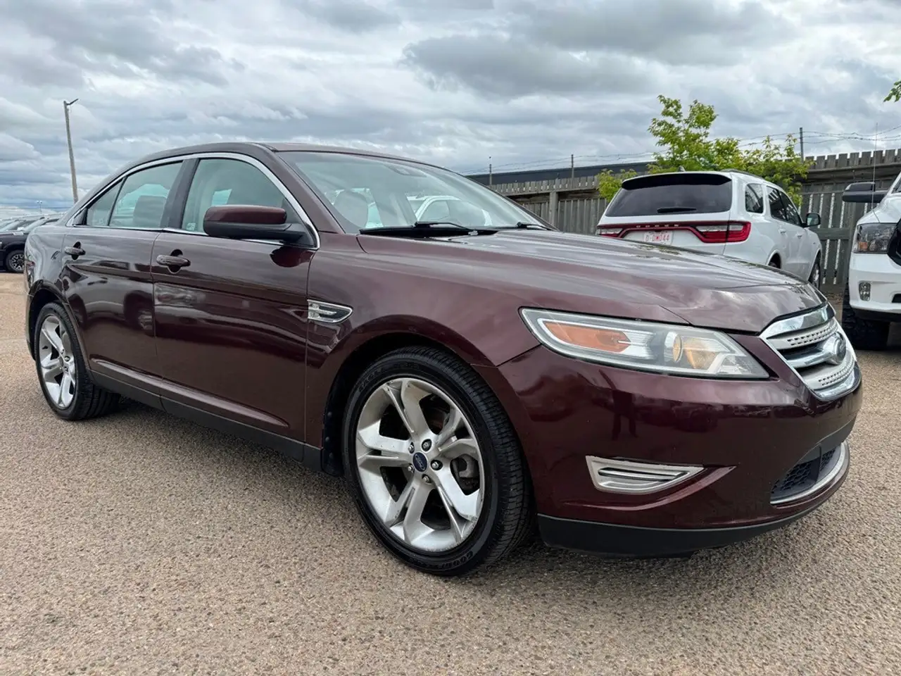 Ford Taurus снимка Ford Taurus