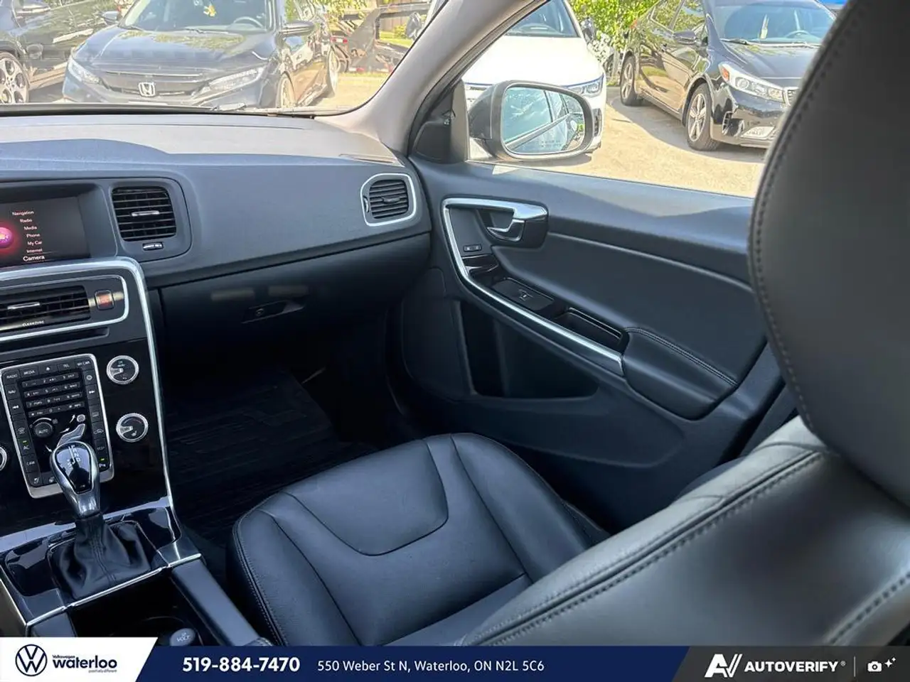 Volvo S60 снимка Volvo S60